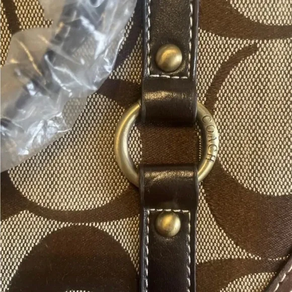 NEW ITEM! NWT Coach Bag ❤️ - Picture 4 of 6